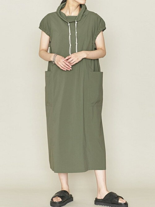 United Arrows Astraet アストラット キリカエ ハイネック ノースリーブワンピース Rakuten Fashion 楽天ファッション 旧楽天ブランドアベニュー Cw3717