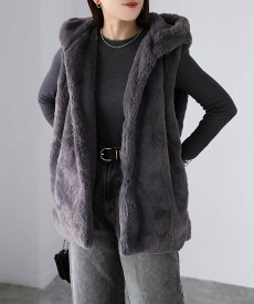 【SALE／27%OFF】Riberry フードファーベスト リベリー トップス ベスト・ジレ グレー ホワイト ベージュ【送料無料】