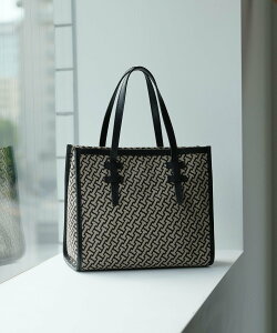 IACUCCI mO} S JACQUARD/RUGA CANb` obO g[gobO ubNyz