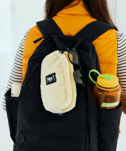 �ySALE�^50%OFF�zCOBMASTER �ʒ�Fluffy square pouch M 25AW �t���[�N�X�X�g�A ���z�E�|�[�`�E�P�[�X �|�[�` �p�[�v�� �u���b�N �s���N �x�[�W�� �O���[��