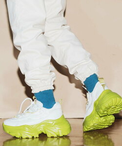 STEVE MADDEN {[Xj[J[ XeB[u}f V[YEC Xj[J[ ubN zCgyz