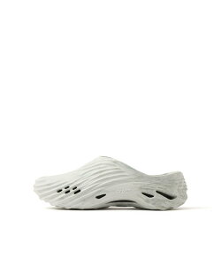 CROCS crocs Echo Watercolor Marbled Wave Army Green/Multi �A�g���X �V���[�Y�E�C �T���_�� �J�[�L�O���[���y���������z