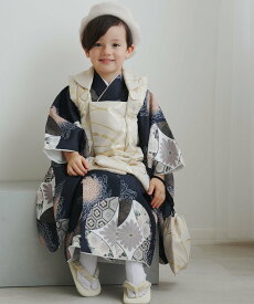 【SALE／20%OFF】ひよこ商店 ひよこ商店 七五三 着物 3歳 男の子 被布フルセット ベージュ金彩*紺七宝 ウタタネ 着物・浴衣・和装小物 着物 ベージュ【送料無料】