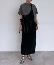 【堀未央奈さん着用アイテム】フリルティアードナロースカート