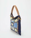 【TREASURE TOPKAPI】マイルドサテン スカーフ柄 トートバッグ
