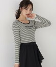 <a/mie>ロゴ刺繍リブニット