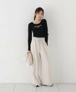 <a/mie>ロゴ刺繍リブニット