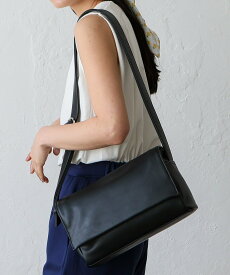 【SALE／33%OFF】aroco ワンショルダーボディバッグ ヴィータフェリーチェ バッグ ボディバッグ・ウエストポーチ ブラック【送料無料】