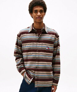 TOMMY JEANS [eBeBtlI[o[TCYVc g~[qtBK[ gbvX VcEuEX uEyz