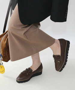 Fin ꃊ{Lg[t@[ tB V[YEC [t@[ ubN uEyz