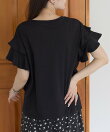 袖フリルTシャツ