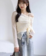 【SALE／37%OFF】clear サイドドロストワンショルレーストップス&キャミセット クリア トップス アンサン…