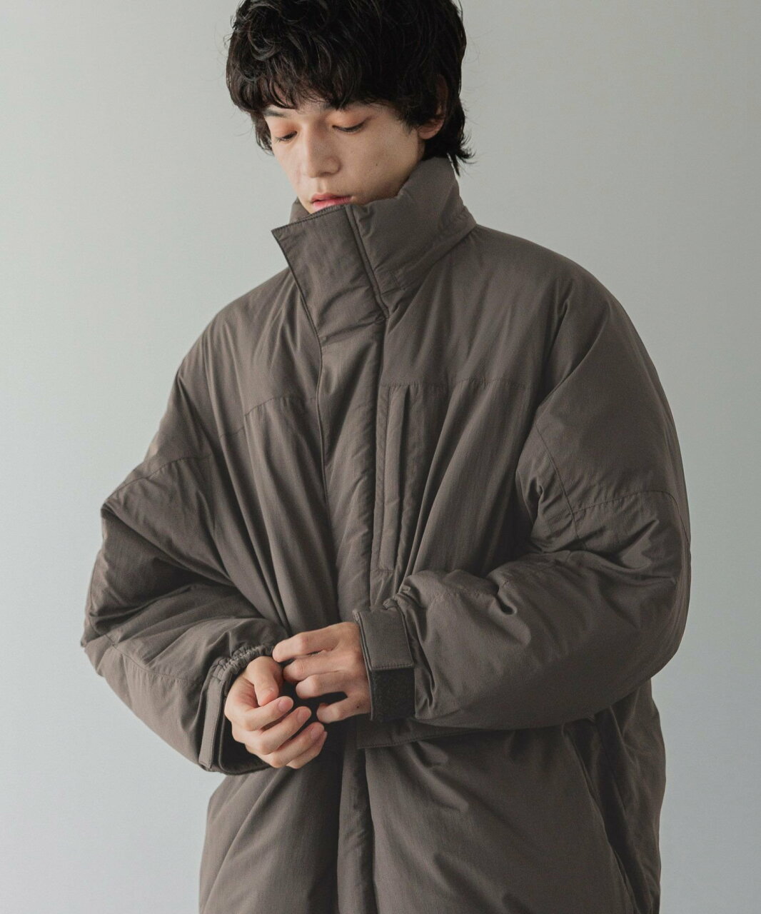 【SALE/20%OFF】LOWRYS FARM 【LFM(U)】エアサーマル2WAYパーカー ローリーズファーム ジャケット・アウター ダウンジャケット・ダウンベスト グレー ベージュ カーキグリーン【送料無料】 - メイン画像 20