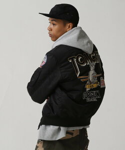 AVIREX TOMCAT MA-1 / gLbg MA-1 ABbNX WPbgEAE^[ u]EWp[ O[ ubNyz