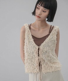 【SALE／20%OFF】LOWRYS FARM フェザー2WAYベスト ローリーズファーム トップス ベスト・ジレ グレー ホワイト ブラック