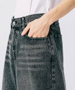 ヒゲブラスト オーバーダイ デニム ショートパンツ