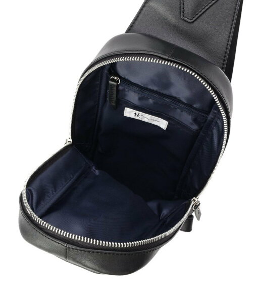 Tk Takeo Kikuchi Web限定 レザー縦型ボディバッグ Rakuten Fashion 楽天ファッション 旧楽天ブランドアベニュー R