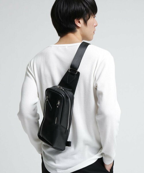 Tk Takeo Kikuchi Web限定 レザー縦型ボディバッグ Rakuten Fashion 楽天ファッション 旧楽天ブランドアベニュー R