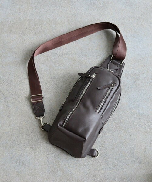 Tk Takeo Kikuchi Web限定 レザー縦型ボディバッグ Rakuten Fashion 楽天ファッション 旧楽天ブランドアベニュー R