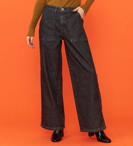 SOMETHING SOMETHING BODYFIRE ChxCJ[fjpcygz GhECIC[ pc W[YEfjpc u[ ubNyz