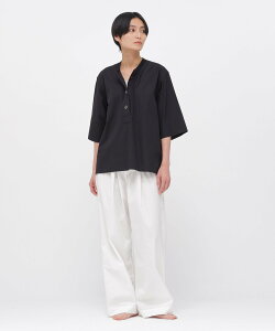 MARGARET HOWELL PLAIN POPLIN TROUSERS �}�[�K���b�g�E�n�E�G�� �p���c ���̑��̃p���c �z���C�g�y���������z