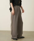 シルクライクサイドタックパンツ