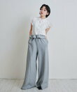 フォルムラインフレアパンツ