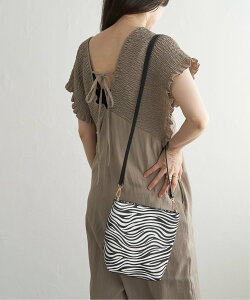 �ySALE�^27%OFF�zVENCE share style Ladys �A�j�}���v�`�V�����_�[�o�b�O ���@���X �G�N�X�`�F���W �o�b�O ���̑��̃o�b�O �O���[ �u���E�� �z���C�g