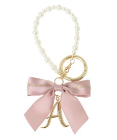 Maison de FLEUR イニシャルリボンパールチャーム メゾン ド フルール アクセサリー・腕時計 その他のアクセサリー・腕時計