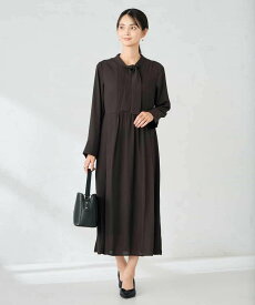 【SALE／50%OFF】a.v.v 【洗える/WEB限定】ボウタイタックワンピース アー・ヴェ・ヴェ ワンピース・ドレス ワンピース ブラウン ネイビー【送料無料】