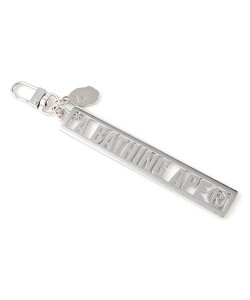 A BATHING APE METAL LOGO KEYCHAIN �A �x�C�V���O �G�C�v �t�@�b�V�����G�� �`���[���E�L�[�`�F�[�� �V���o�[�y���������z