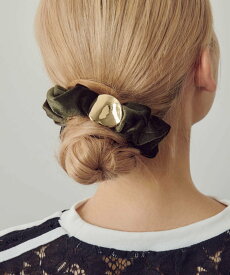 GOLDY メタル プレート ベロア シュシュ ゴールディ ヘアアクセサリー その他のヘアアクセサリー カーキグリーン ブラック グレー
