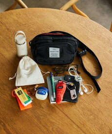 KiU 別注300D BODY BAG SMALL 300D スモールボディーバッグ フリークスストア バッグ ボディバッグ・ウエストポーチ ベージュ ブラック