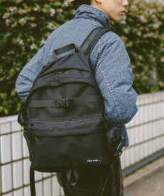 【SALE／30%OFF】niko and ... オリジナルポーチ撥水デイパック ニコアンド バッグ リュック・バックパック グレー ブラック【送料無料】