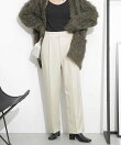 タックテーパードパンツ