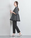 【SALE／40%OFF】UNITED ARROWS タック フリルVネック ハーフスリーブ ブラウス ユナイテッドアローズ トップス シャツ・ブラウス ホワイト ブルー ネイビー【送料無料】