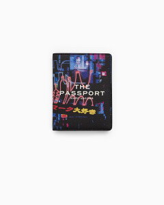 MARC JACOBS �y�����zTHE CITY PASSPORT CASE/�U �V�e�B �p�X�|�[�g�P�[�X �}�[�N �W�F�C�R�u�X ���z�E�|�[�`�E�P�[�X ���̑��̍��z�E�|�[�`�E�P�[�X�y���������z