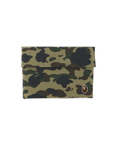 A BATHING APE 1ST CAMO 13 INCH PC CASE �A �x�C�V���O �G�C�v �X�}�z�O�b�Y�E�I�[�f�B�I�@�� �X�}�z�E�^�u���b�g�EPC�P�[�X/�J�o�[ �O���[�� �C�G���[�y���������z