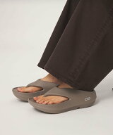 UNITED ARROWS green label relaxing ＜OOFOS＞OOriginal PLUS サンダル ユナイテッドアローズ グリーン…
