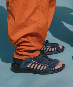 KEEN MEN UNEEK II OT �����Y ���j�[�N �c�[ �I�[�e�B�[ �L�[�� �V���[�Y�E�C �T���_�� �u���b�N�y���������z