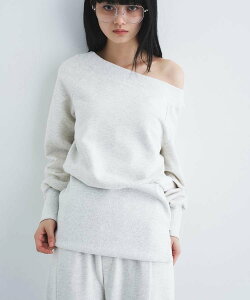 �ySALE�^50%OFF�zCODE A �yRe�zoff-shoulder sweat �R�[�h�G�[ �g�b�v�X �X�E�F�b�g�E�g���[�i�[ �z���C�g�y���������z