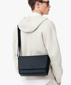 LACOSTE メンズクラシック メッセンジャーバッグ / ショルダーバッグ ラコステ バッグ メッセンジャーバッグ ブラック【送料無料】