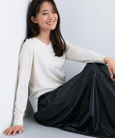 INDIVI 【洗える/毛玉になりにくい】エクストラファインウール Vネックニット インディヴィ トップス ニット ブルー レッド グレー ブラック ホワイト【送料無料】