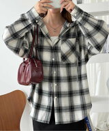 【SALE／40%OFF】GeeRA フード付きオーバーサイズチェックシャツ ジーラ トップス シャツ・ブラウス ブラ…