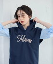 ロゴ刺繍フード付きベスト