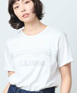 (W)ピマ・コットン・クルーネック・グラフィック・ティ 米国フィット・レギュラー