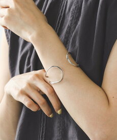 BEAMS HEART WOMEN クロスライン バングル ビームス ハート アクセサリー・腕時計 ブレスレット・バングル ゴールド シルバー