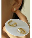 スクエアジルコンモチーフキャッチレスピアス