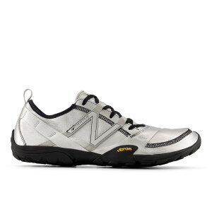 �ySALE�^20%OFF�zNew Balance MT10O 6NW / MT10O 8SW �j���[�o�����X �V���[�Y�E�C �X�j�[�J�[ �u���b�N �V���o�[�y���������z