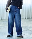 シンチバックデニムパンツ